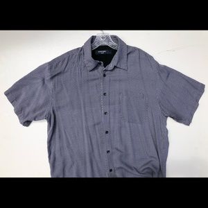 Toscano button down mens short sleeve shirt size Large.